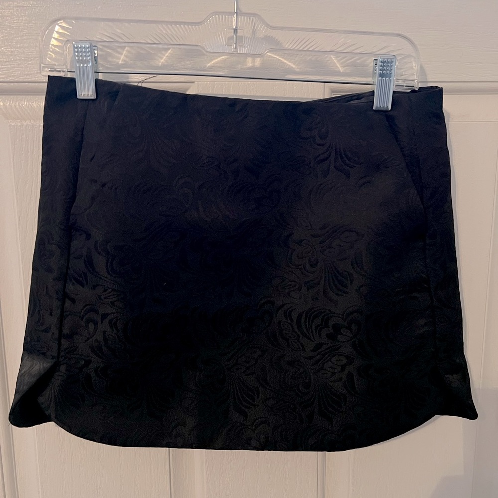 Black skirt
